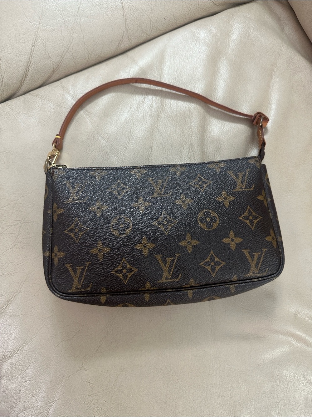 Authentic Louis Vuitton Monogram Pochette Accessories - Picture 3 of 9